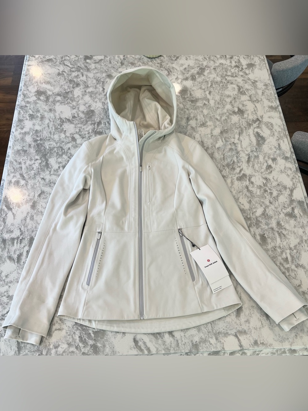 lululemon Women's Cross Chill Hooded Jacket NWT in Bone